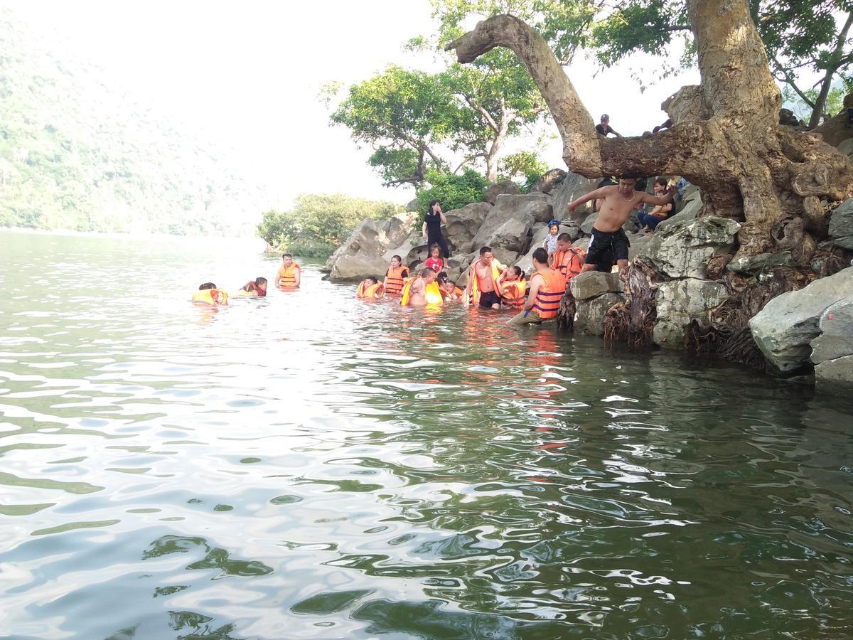 Tran Xuan Homestay Ba Be Bagian luar foto